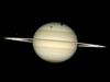 Sledovi 'svežega zraka' na Saturnovi luni Diona