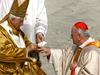 Kardinali prejeli še prstane