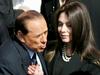 Berlusconi od žene zahteva opravičilo