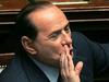 Berlusconiju popustili živci