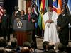 Bush obljublja več pomoči Afriki