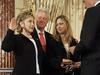 Clintonova bo sklepala diplomatske vezi v Aziji
