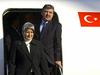 Turško obletnico zaznamoval spor glede naglavne rute prve dame