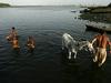 Pakistan vroč, v ZDA hude poplave