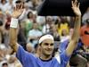 FEDERER GLADKO ODPRAVIL HEWITTA