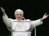 Benedikt XVI.: Kristjani so najpogosteje preganjana verska skupnost