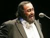 Luciano Pavarotti se vrača na lestvice