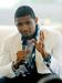 Usher nima miru niti na stranišču