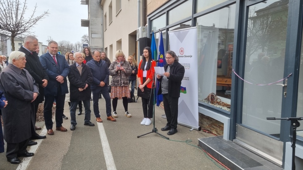 A múltból a jelenbe