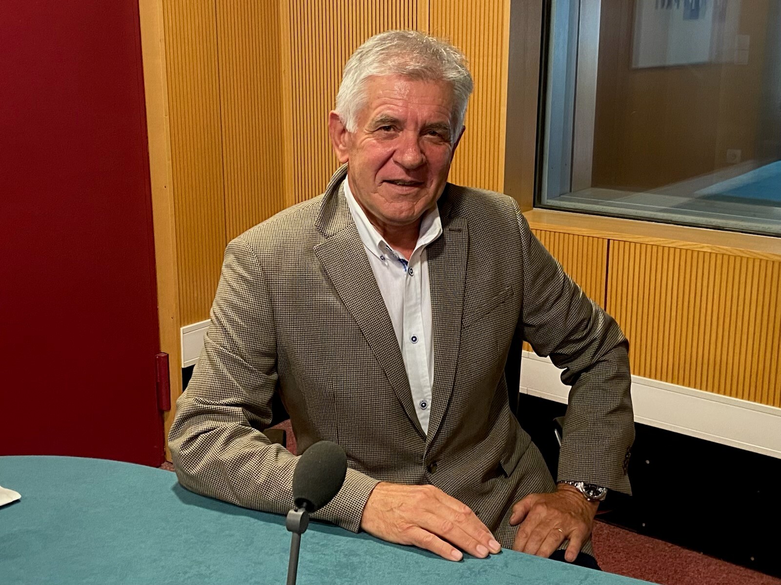 Prvi • Intervju - Radio • Tone Ftičar: Iz ljubiteljske kulture raste ...