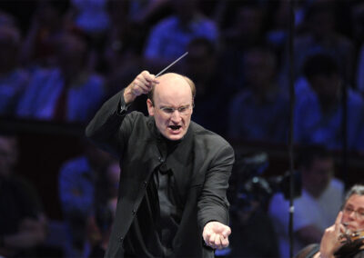 Dirigent Andrew Manze