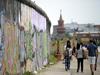 Večina Rusov ne ve, kdo je postavil berlinski zid