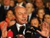 V boj 6. decembra Basescu in Geoana