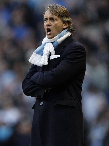 Roberto Mancini je uspešno prestal angleški nogometni krst. Z Manchester Cityjem je slavil zmago nad Stoke Cityjem (2:0). Foto: Reuters