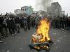 Foto: Protivladni protesti v Iranu zahtevali žrtve