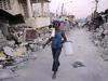 Foto: Človekoljubna pomoč na Haiti prihaja prepočasi