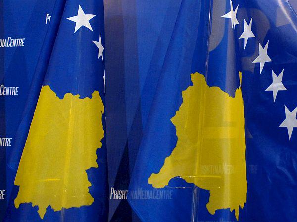 Za mir in stablinost na Kosovu trenutno skrbi okoli 10.000 Natovih vojakov in 2.000 policistov, sodnikov ter tožilcev iz Evropske unije. Foto: EPA
