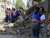 Foto: Število žrtev potresa v Čilu preseglo številko 700