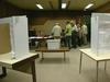 Nad izvedbo volitev budno bdi okoli 20.000 Slovencev
