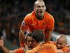 Sneijder le še korak od nogometnega grand slama