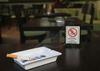 Srbija, država kadilcev, uvaja prepoved kajenja