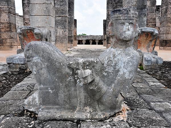 Žrtvenik v Templju bojevnikov v Chichén Itzáju.