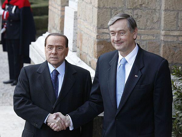 Berlusconi in Türk sta govorila predvsem o manjšinah, dotaknila pa sta se tudi drugih aktualnih vprašanj. Foto: EPA