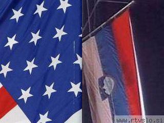 Ameriška in slovenska zastava