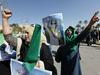Med protesti v Libiji naj bi bilo ubitih več deset ljudi