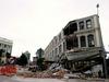 Milijarde dolarjev za obnovo v potresu porušenega mesta
