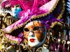 Foto: Sprehod med zakritimi obrazi za čarobnimi barvami beneških mask