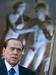 Sprejet zakon, ki naj bi Berlusconija zaščitil pred sojenji