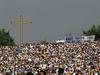 Foto: Papeža pred Benetkami pozdravilo 200 tisoč ljudi