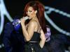 Video: Rihanna razburja kot brezčutna morilka