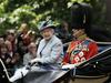 Foto: London s častno parado proslavil kraljičin 85. rojstni dan