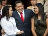 Chavez na kemoterapijo znova odhaja na Kubo