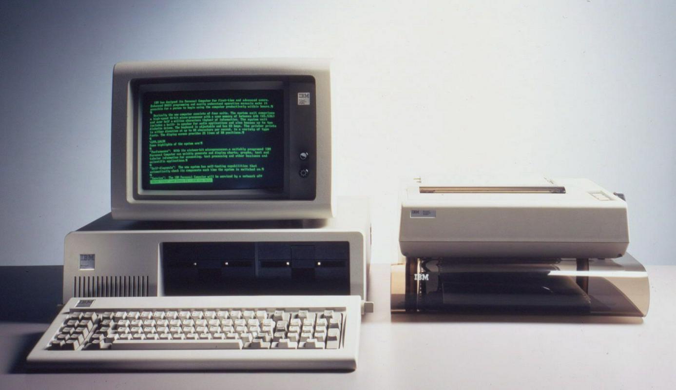 Prvi model osebnega računalnika, IBM PC 5150 je pomenil prelomnico in začetek razcveta osebnega računalništva. Foto: EPA