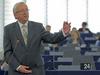 Juncker Slovenijo spomnil, da mora izpolniti svoje zaveze