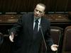 Berlusconi: Moja vlada je edina sposobna državo popeljati iz krize