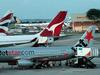 Zaradi napake na motorju je moralo Qantasovo letalo zasilno pristati