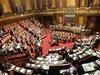 Senat potrdil ukrepe in Berlusconiju tlakoval pot za odstop