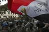 Foto: Vojska v Egiptu miri strasti med policijo in protestniki
