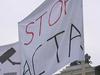 Vlada zamrznila ratifikacijo sporazuma Acta