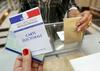 Francozi znova na voliščih, zmaga se nasmiha socialistom