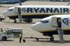 Ryanair zaradi višjih cen vozovnic povečal dobiček