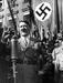 Hitler - od neuspešnega slikarja, prek firerja do poraza in samomora