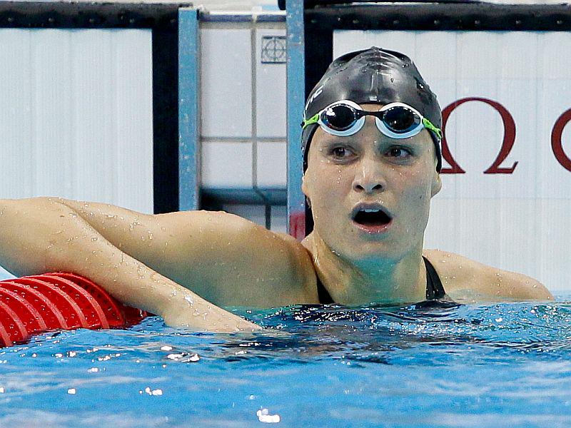 Sara Isaković je v Pekingu osvojila srebro na 200 metrov prosto. Foto: STA