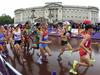 Londonski čivki: Maratonci tečejo častni krog
