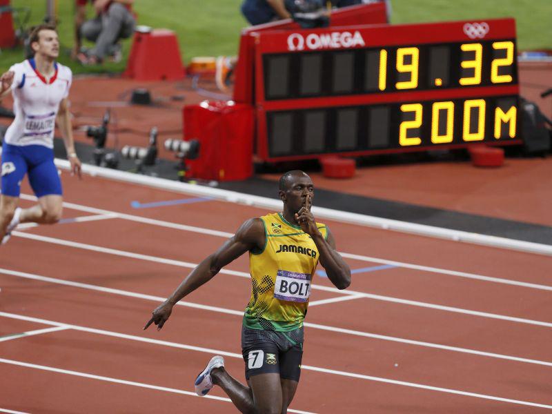 Želja vsakega novinarja je poročati z olimpijskih iger. Če si tam ogledaš še takšne legende teka, kot je Usain Bolt, je užitek popoln. Foto: Reuters
