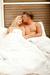 Nove smernice v poročni fotografiji: intimno jutro po poroki